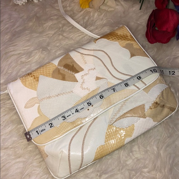 🌺VINTAGE rare crossbody bag 🌺 - Picture 3 of 7